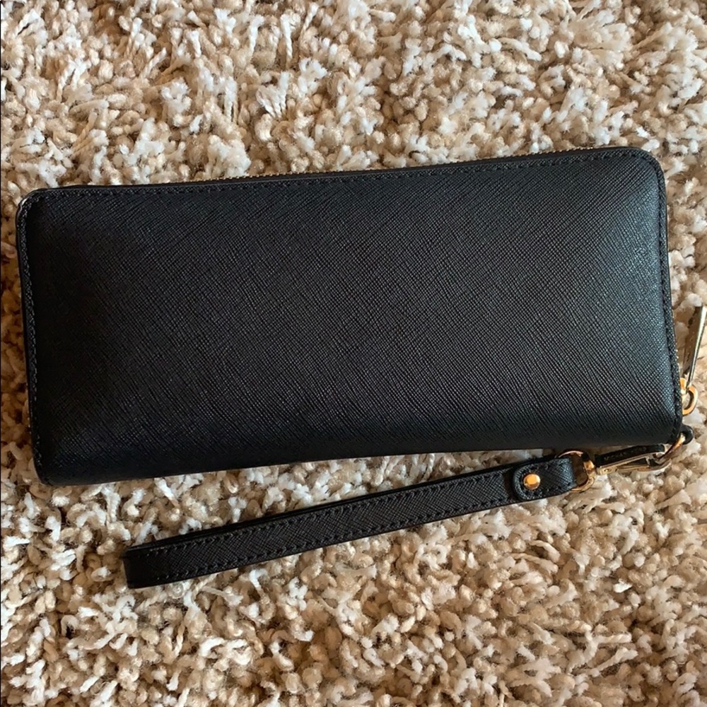 Micheal Kors jet set wallet - Picture 2 of 8